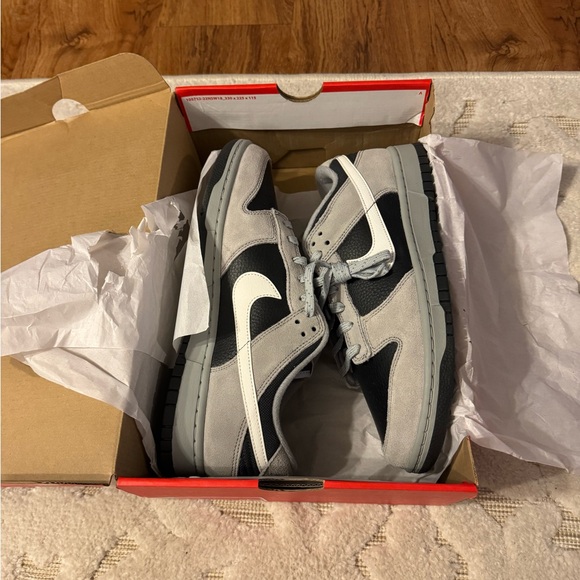 Brand New Men’s Nike Dunks - Picture 1 of 6